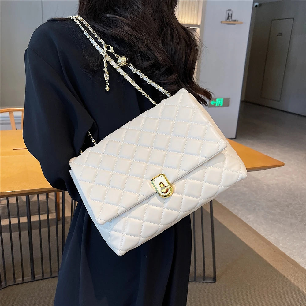 Burminsa Quilted Large Chain Shoulder Bags For Women Trend Designer Crossbody Bags PU Leather Ladies Handbags Black White